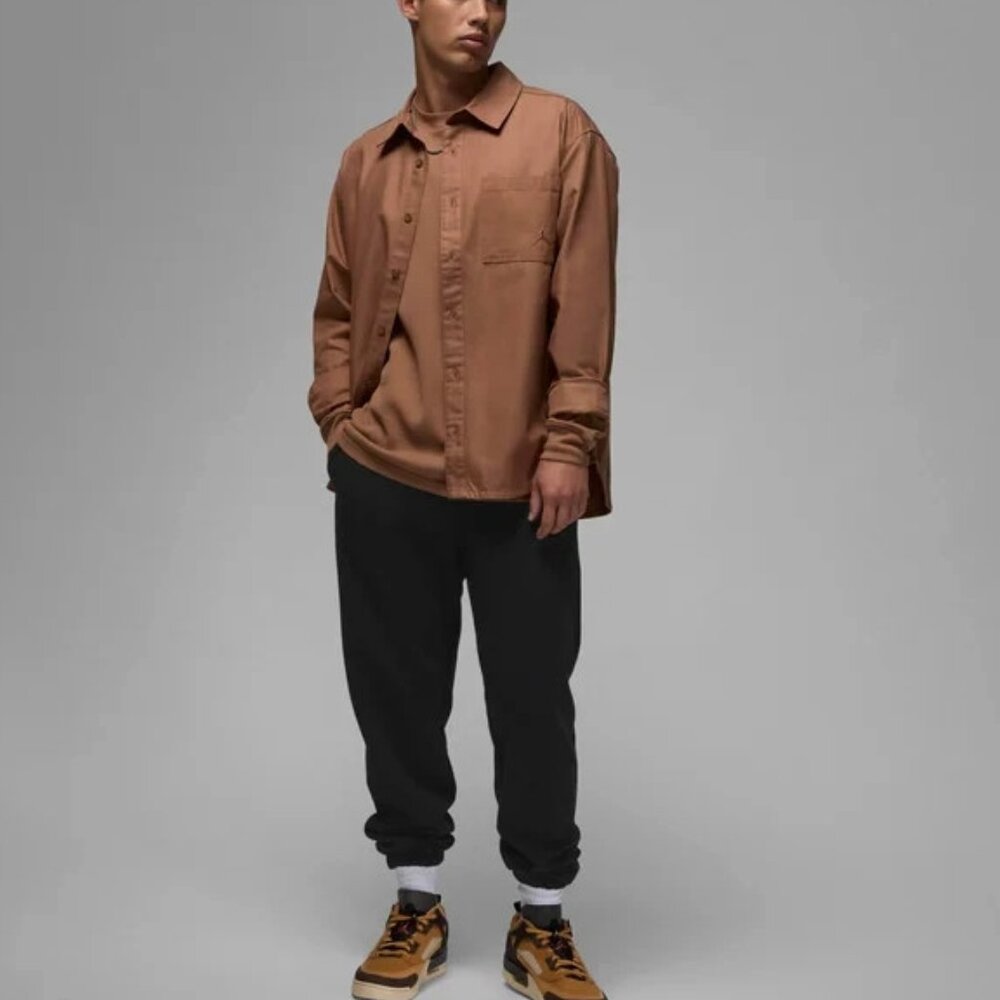 Air Jordan Essentials Button Down Shirt L